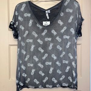Cable & Gauge Top Size Small NWT